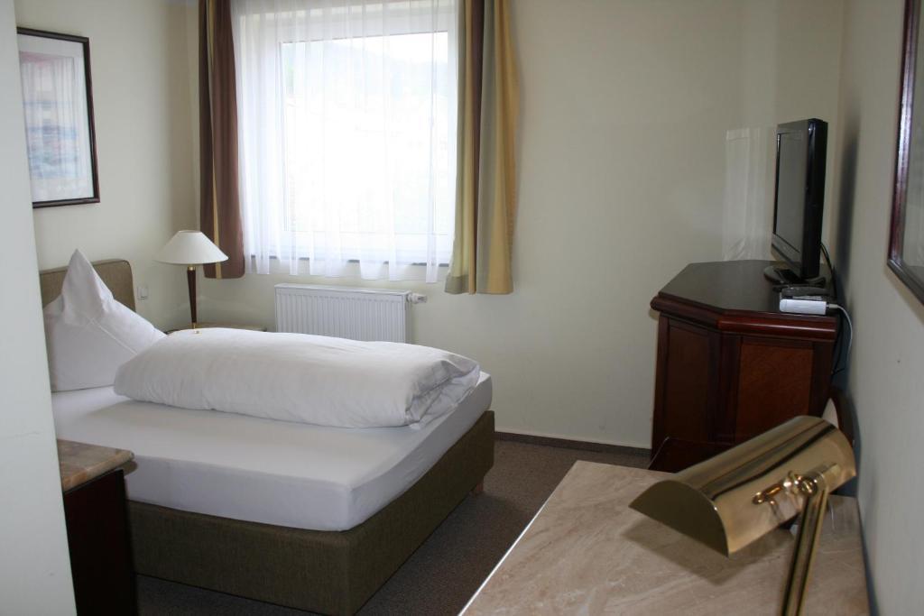 Hotel-Restaurant Stollen Мехерних Номер фото